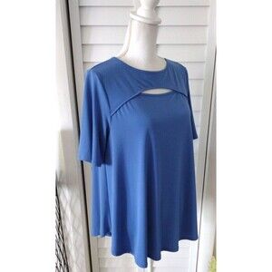 Chico's Short‎ Sleeve Peek-A-Boo Athletic women's Blue Top Poly/Spandex  M/8
